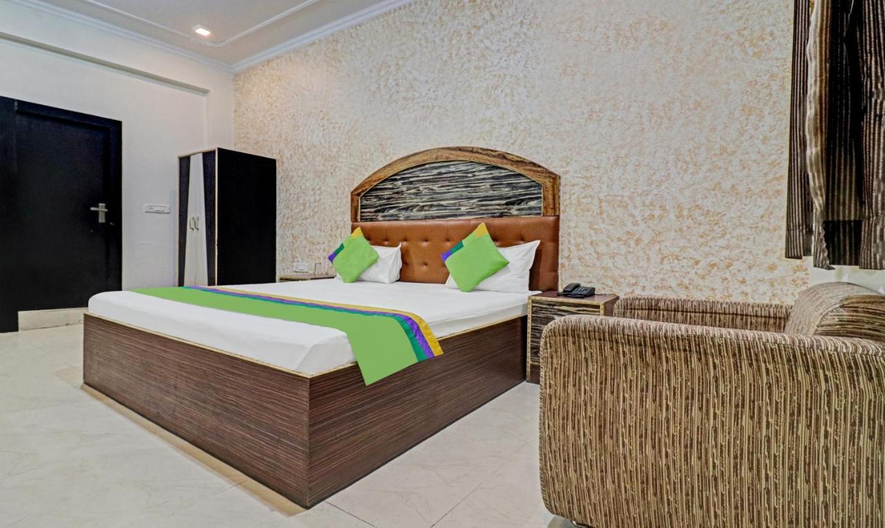 Treebo Trend Radha Palace Matura Exterior foto